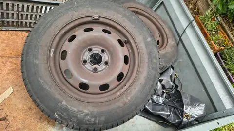 2 roues de Golf 4 175/80 R14
