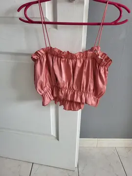 lot crop top