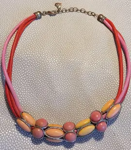 Collier rose