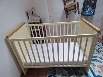 LIT DE BÉBÉ