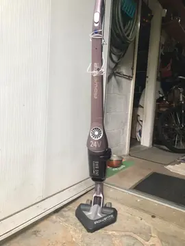 aspirateur balai Rowenta A RÉPARER
