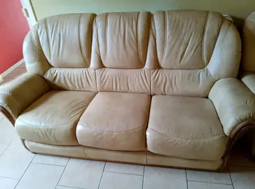 canapé et fauteuil très bon état pratiquement neuf