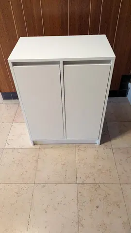 Meuble blanc 57x34x76 cm jamais servi