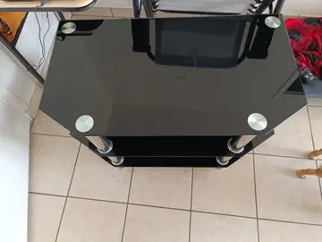 meuble a étagère en verre