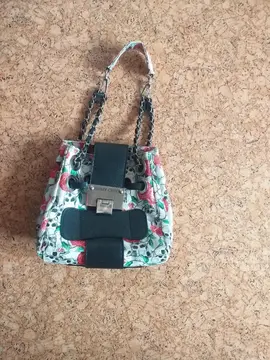 Petit sac fleuri