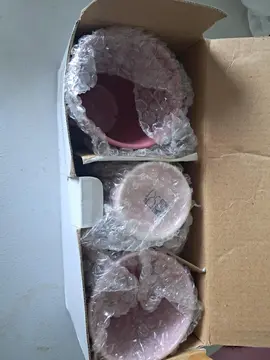 3 Tasse ou petit mug jamais utilisé neuf