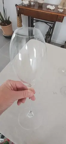 4 verres à pieds