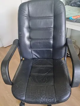 Fauteuil de bureau à roulettes