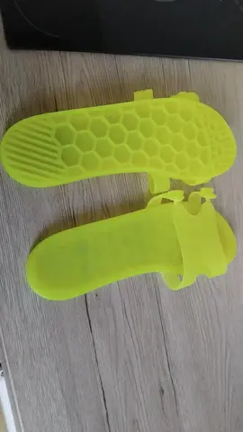 claquettes de bain