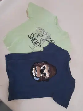 deux tee-shirts 5 ans