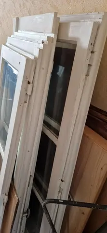 lot de 6 vantaux de 3 fenêtres