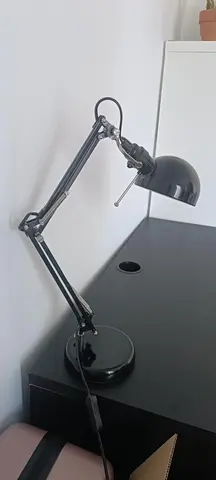 lampe de bureau IKEA