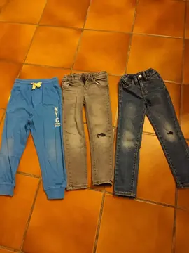 pantalons garçon ,5 ans