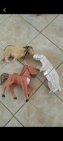 gros animaux en carton