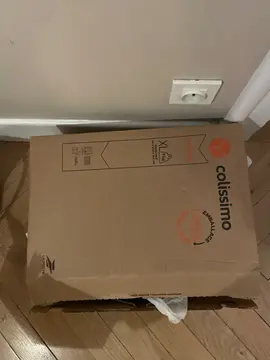 2 cartons colissimo utilisés 1 fois