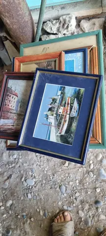 lot de tableaux et cadres