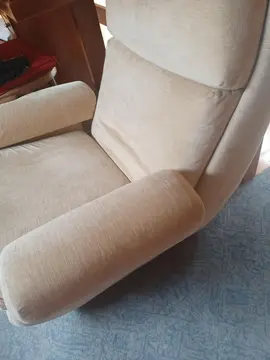 lits de 2 fauteuils + pouf assorti