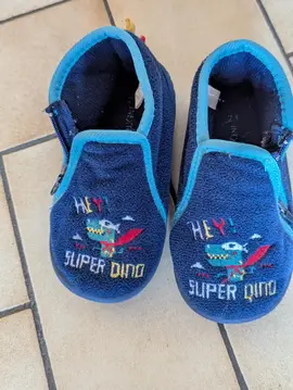 CHAUSSONS BEBE - T.21