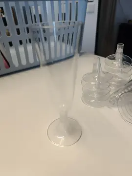verres à champagne en plastique