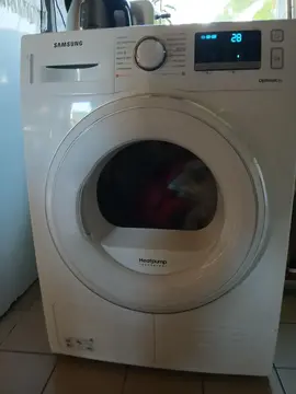 Sèche linge à dépanner (courroie tambour)