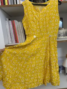 robe jaune