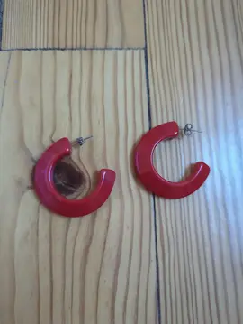 Boucles d'oreille rouge
