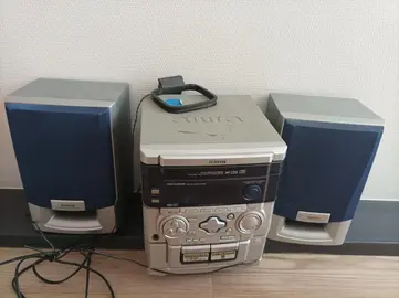 micro chaîne très ancien modele