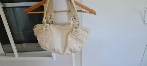 sac à main beige