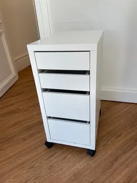 Caisson à roulette blanc