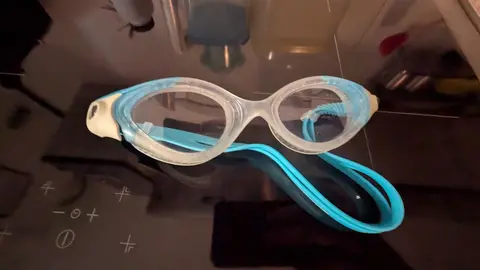 lunettes de piscine