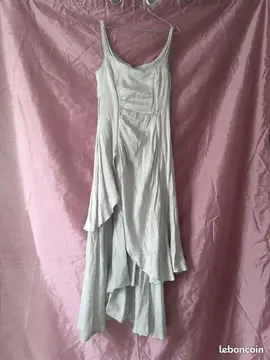 Robe blanche taille 42 pour halloween