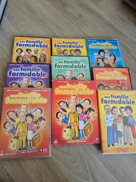 9 DVD "une famille formidable"