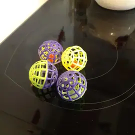 Jouets avec grelots pour chats