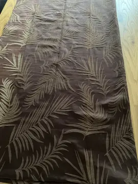 2 rideaux marron à motif + 4 coussins assortis