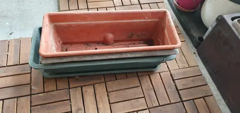 3 jardinieres