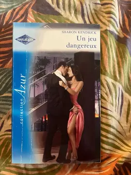 Livre : Un jeu dangereux de Sharon Kendrick Collection Azur