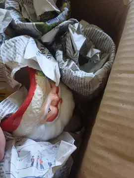 carton complet de divers tasses à café