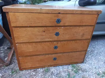 Commode en pin 4 tiroirs