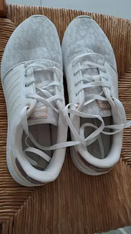 Paire d'Addidas femme