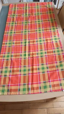 nappe à motif madras