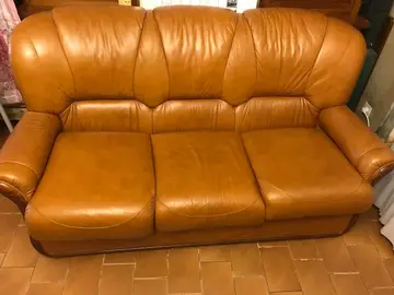 Ensemble canapé cuir 3 places + 2 fauteuils 1 place + 1 pouf