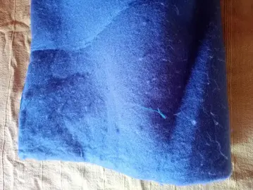couverture bleu foncé 180 par 220