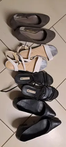 Nu pieds et escarpins T39