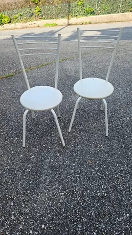 2 chaises