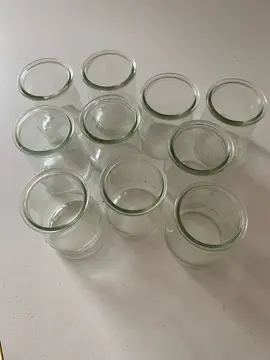 pots de yaourts en verre