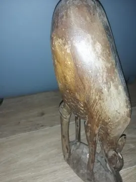 Statue biche