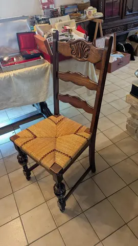 chaises en bois