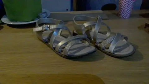 sandalettes