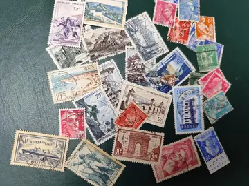 lot unique timbres anciens francs