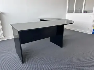 Bureau d'Angle